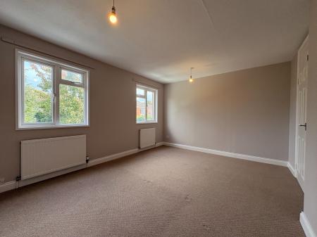 3 bedroom End of terrace house to let in Plover Close, Hereford, HR2