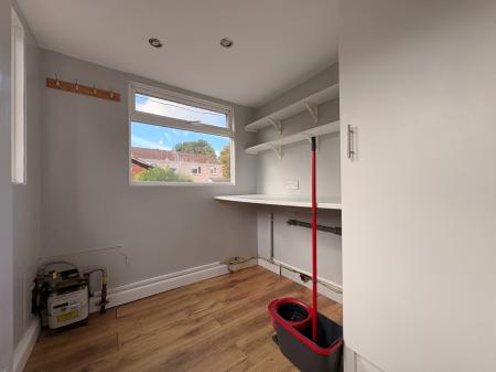 3 bedroom End of terrace house to let in Plover Close, Hereford, HR2