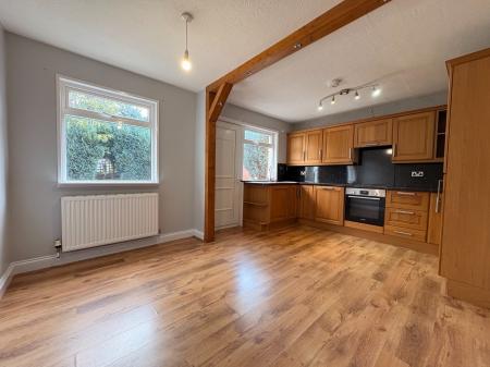 3 bedroom End of terrace house to let in Plover Close, Hereford, HR2