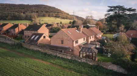 4 bedroom Detached house to let in Priory Lea, Walford, Ross-on-Wye, HR9