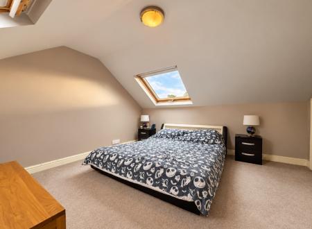 4 bedroom Detached house to let in Priory Lea, Walford, Ross-on-Wye, HR9