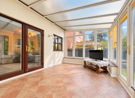 4 bedroom Detached house to let in Priory Lea, Walford, Ross-on-Wye, HR9