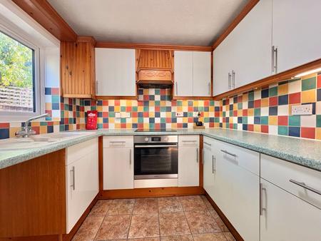 4 bedroom Detached house to let in Foxglove Close, Ross-on-Wye, HR9