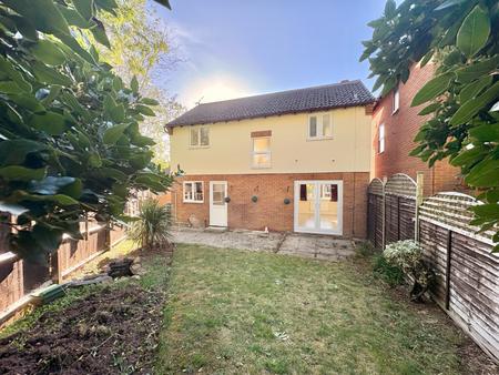 4 bedroom Detached house to let in Foxglove Close, Ross-on-Wye, HR9