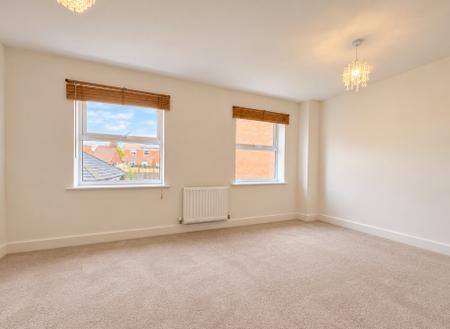 4 bedroom Town house to let in Red Norman Rise, Hereford, HR1