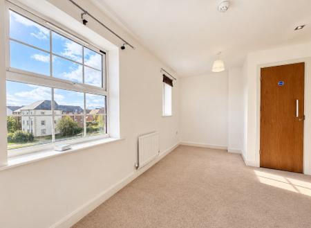 4 bedroom Town house to let in Red Norman Rise, Hereford, HR1