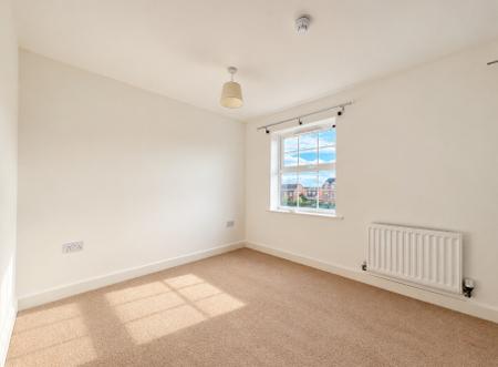 4 bedroom Town house to let in Red Norman Rise, Hereford, HR1