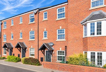 4 bedroom Town house to let in Red Norman Rise, Hereford, HR1