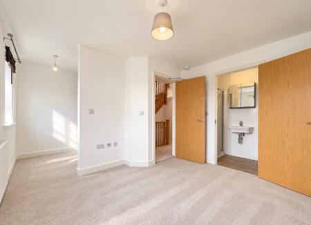 4 bedroom Town house to let in Red Norman Rise, Hereford, HR1