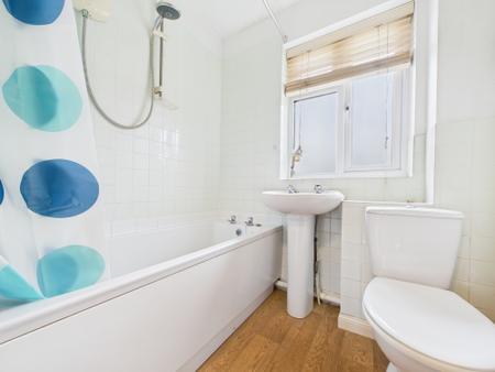 2 bedroom Terraced House to let in Fakenham Drive, Hereford, HR4