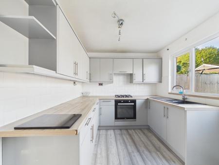 3 bedroom Terraced House to let in Barons Mead, Hereford, HR2
