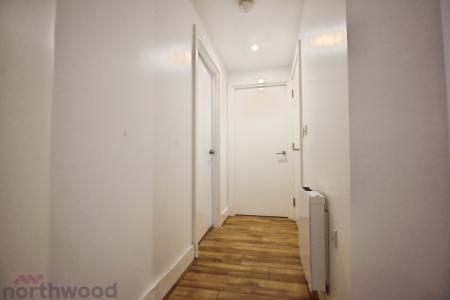 2 bedroom Flat for sale in Ryemead Boulevard, High Wycombe, HP11
