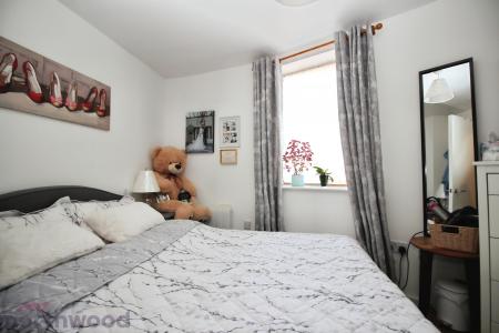 2 bedroom Flat for sale in Ryemead Boulevard, High Wycombe, HP11