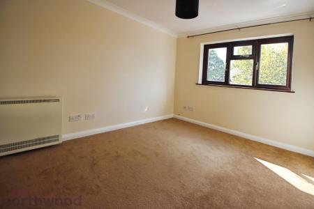 1 bedroom Flat to let in Groom Court, Old Coach Drive, High Wycombe, HP11