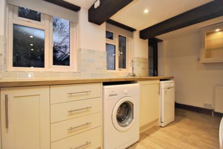 3 bedroom Terraced House for sale in High Street, Great Missenden, High Wycombe, HP16
