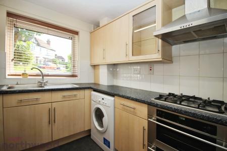 2 bedroom Flat for sale in Springfield Road, Chesham, HP5