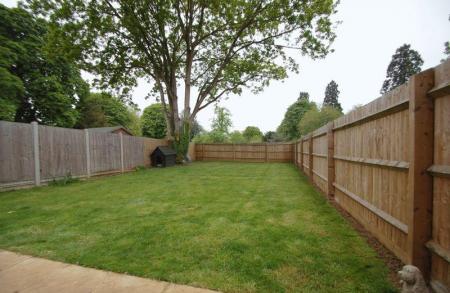 3 bedroom End of terrace house to let in Coates Lane, High Wycombe, HP13