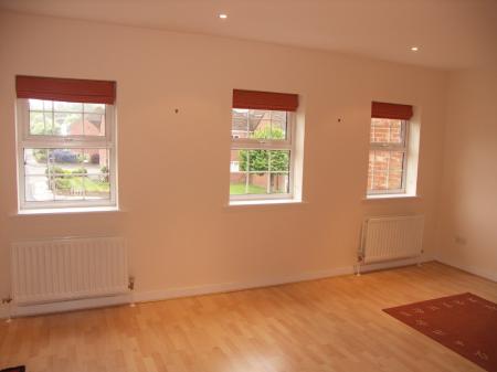3 bedroom Flat to let in Dean Street, Marlow, SL7