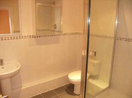 3 bedroom Flat to let in Dean Street, Marlow, SL7