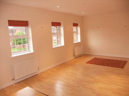 3 bedroom Flat to let in Dean Street, Marlow, SL7