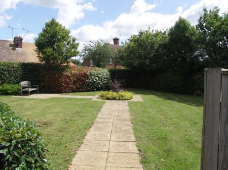 3 bedroom Flat to let in Dean Street, Marlow, SL7