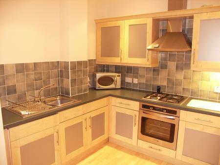 3 bedroom Flat to let in Dean Street, Marlow, SL7