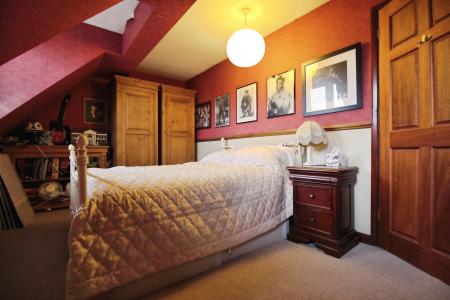 4 bedroom Detached house for sale in Hillside Road, Penn, HP10