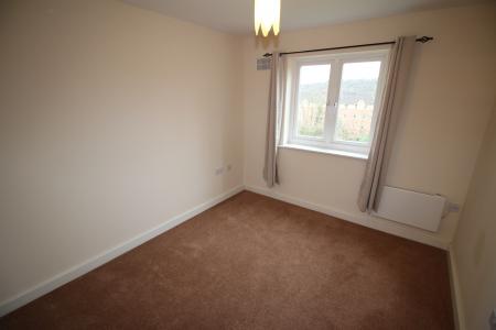 2 bedroom Flat to let in Ercolani Avenue, Tadros Court, High Wycombe, HP13