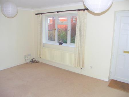 3 bedroom Terraced House for sale in Hillview, Saunderton, HP14
