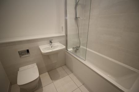 1 bedroom Flat to let in Suffield Lodge, Suffield Hill, High Wycombe, HP11