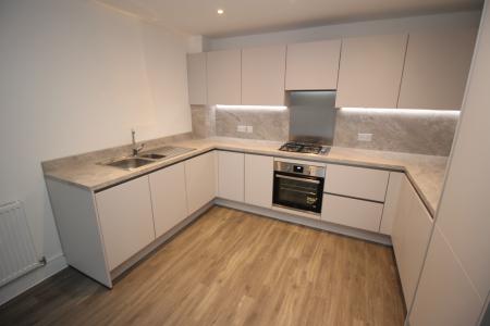 1 bedroom Flat to let in Suffield Lodge, Suffield Hill, High Wycombe, HP11
