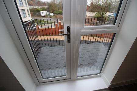 1 bedroom Flat to let in Suffield Lodge, Suffield Hill, High Wycombe, HP11