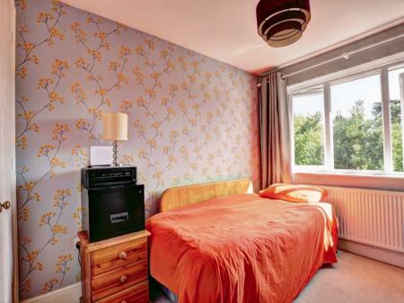2 bedroom Maisonette for sale in Station Road, Marlow, SL7