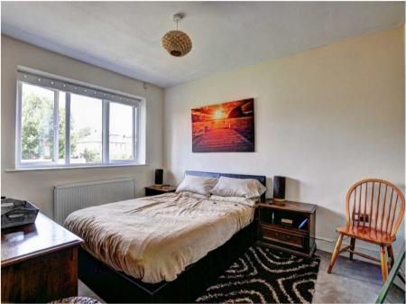 2 bedroom Maisonette for sale in Station Road, Marlow, SL7