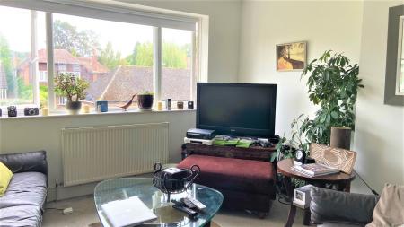 2 bedroom Maisonette for sale in Station Road, Marlow, SL7