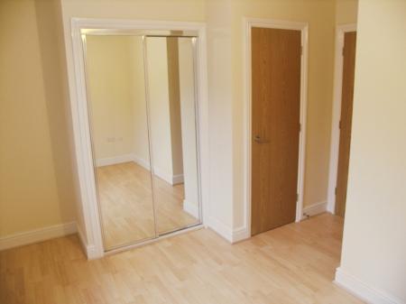 2 bedroom End of terrace house to let in Apple Tree Close, High Wycombe, HP13