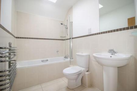 2 bedroom Semi-detached house to let in (FM) Crown Place, Marlow, SL7