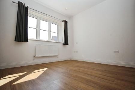 4 bedroom Detached house to let in Heatherdene Road, Abbey Barn, High Wycombe, HP10