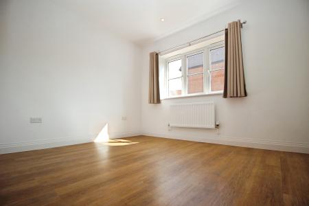 4 bedroom Detached house to let in Heatherdene Road, Abbey Barn, High Wycombe, HP10