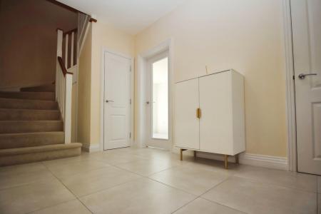4 bedroom Detached house to let in Heatherdene Road, Abbey Barn, High Wycombe, HP10