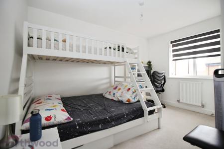 4 bedroom Detached house to let in Boulton Road, Weston Turville, Aylesbury, HP22
