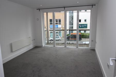 1 bedroom Flat to let in Papermakers Lodge, High Wycombe, HP11