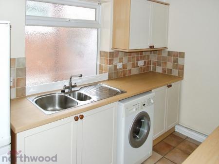 1 bedroom Studio flat for sale in New Court Queens Road, High Wycombe, HP13