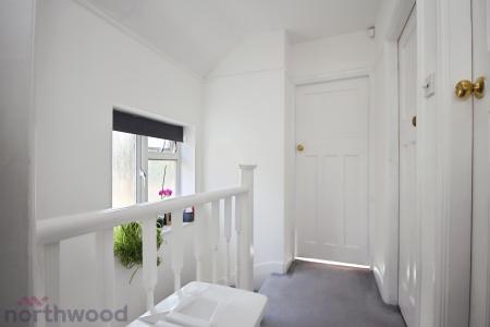 3 bedroom Semi-detached house for sale in Totteridge Road, High Wycombe, HP13