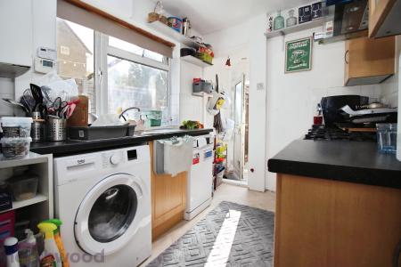 3 bedroom Semi-detached house for sale in Totteridge Road, High Wycombe, HP13