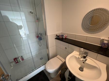 2 bedroom Flat for sale in Anchor Street, Orwell Quay