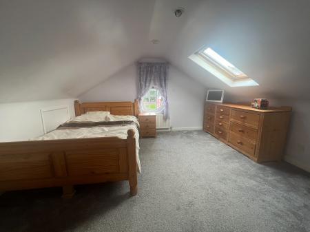 4 bedroom Detached house for sale in The Strand, Wherstead IP2 8NL