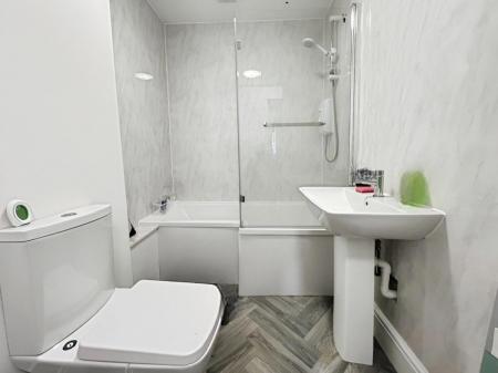 1 bedroom House share to let in Bramford Road