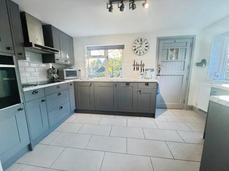 2 bedroom Detached house for sale in The Street, Tuddenham St Martin
