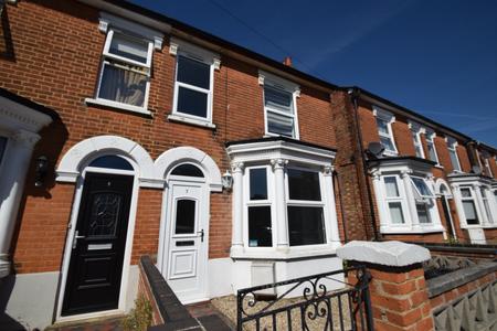 3 bedroom Semi-detached house to let in Faraday Road